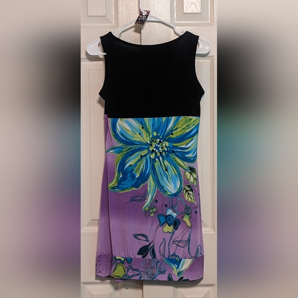 5/$25 Body Central Flower Dress - Picture 2 of 4